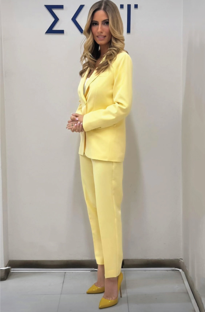 Look 3