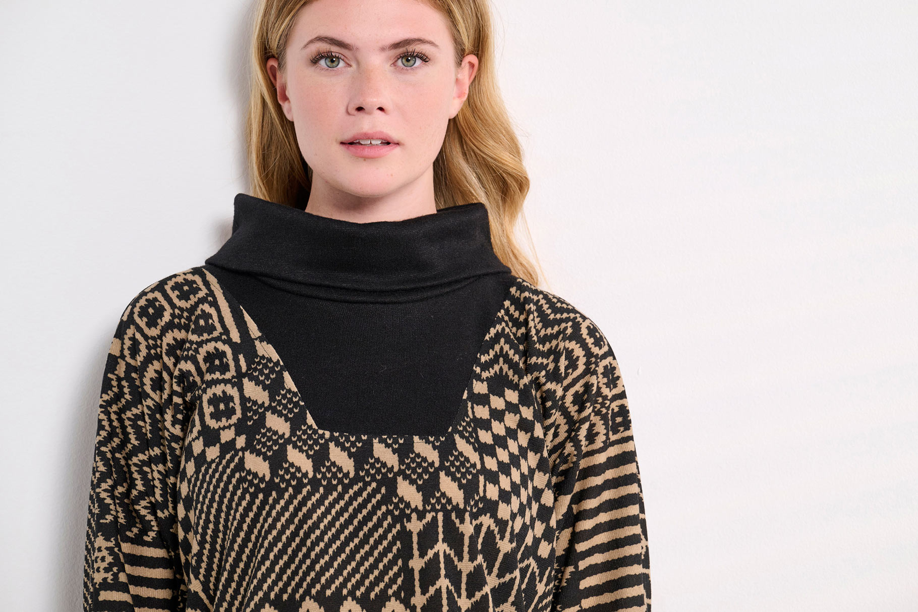 ΜΠΛΟΥΖΑ 3224601BE