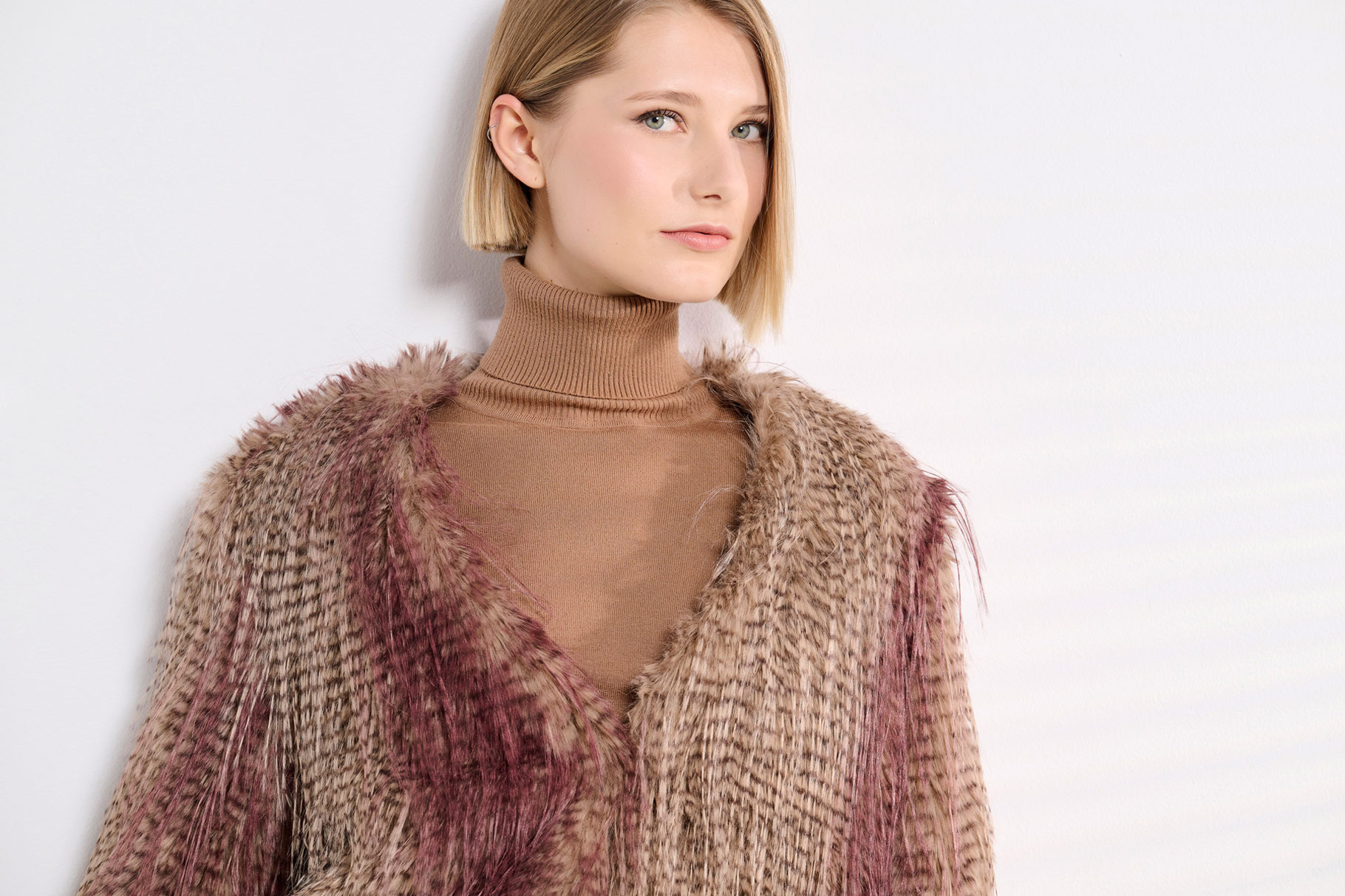 ΣΥΝΘΕΤΙΚΗ ΓΟΥΝΑ 2224511BU